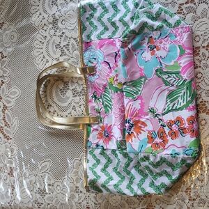 Lilly Pulitzer floral travel tote bag